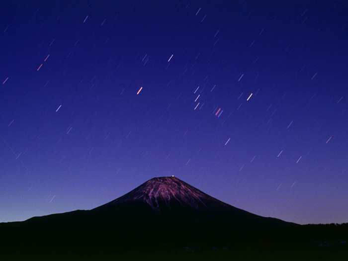 �[�Ă��ɐ��܂�x�m�ƃI���I����