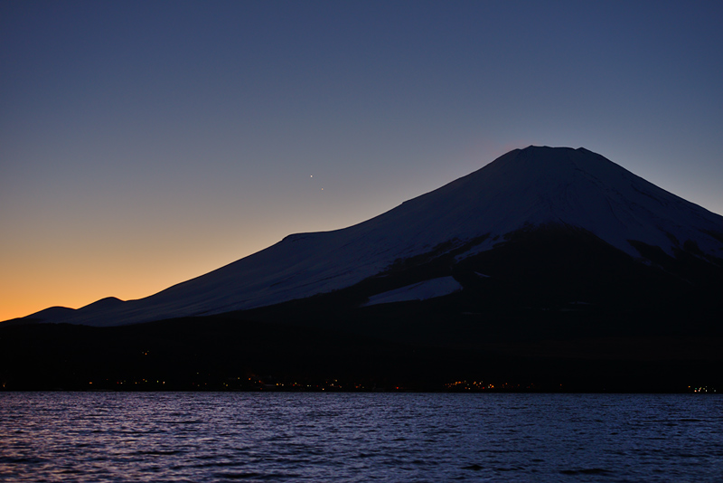 �R���΂̗[���