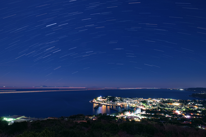 ��������̓~�̊C