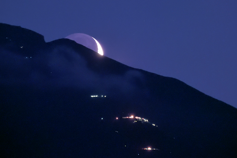 �O�����Ɍ������