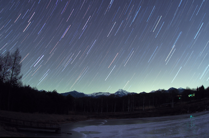 �����x�̖閾��