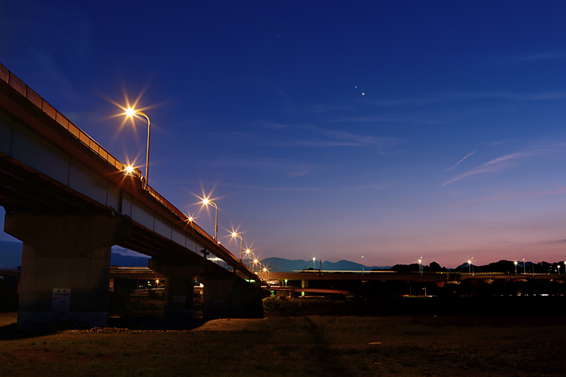 ���Y�������Ɩؐ�