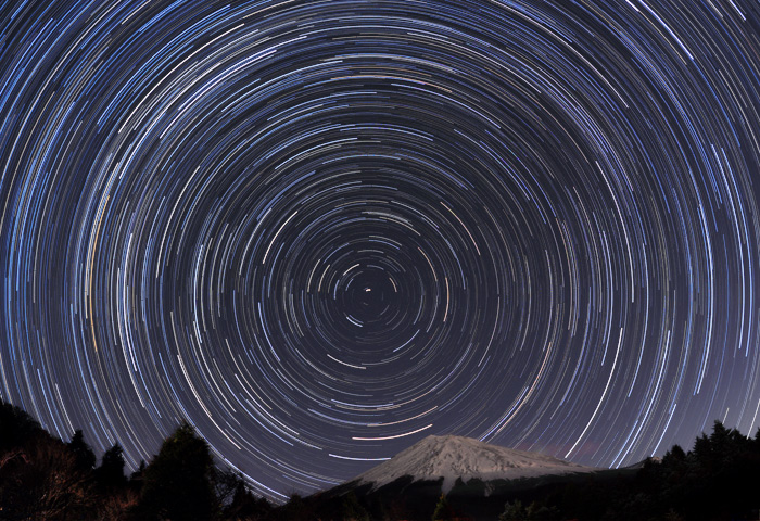 �x�m�R�Ɠ����^��