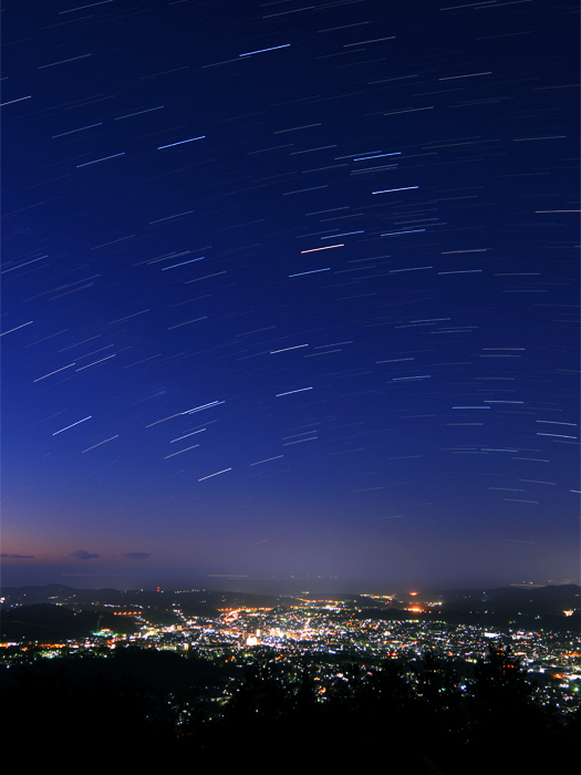 ���Ă��ɖ��邳����